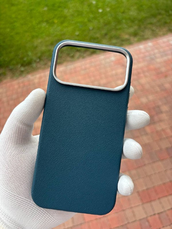 Калъф  Leather  Magsafe IPhone 17 Pro Max