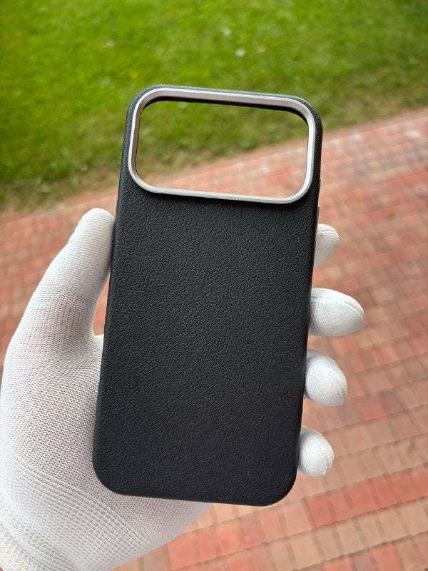Калъф  Leather  Magsafe IPhone 17 Pro Max