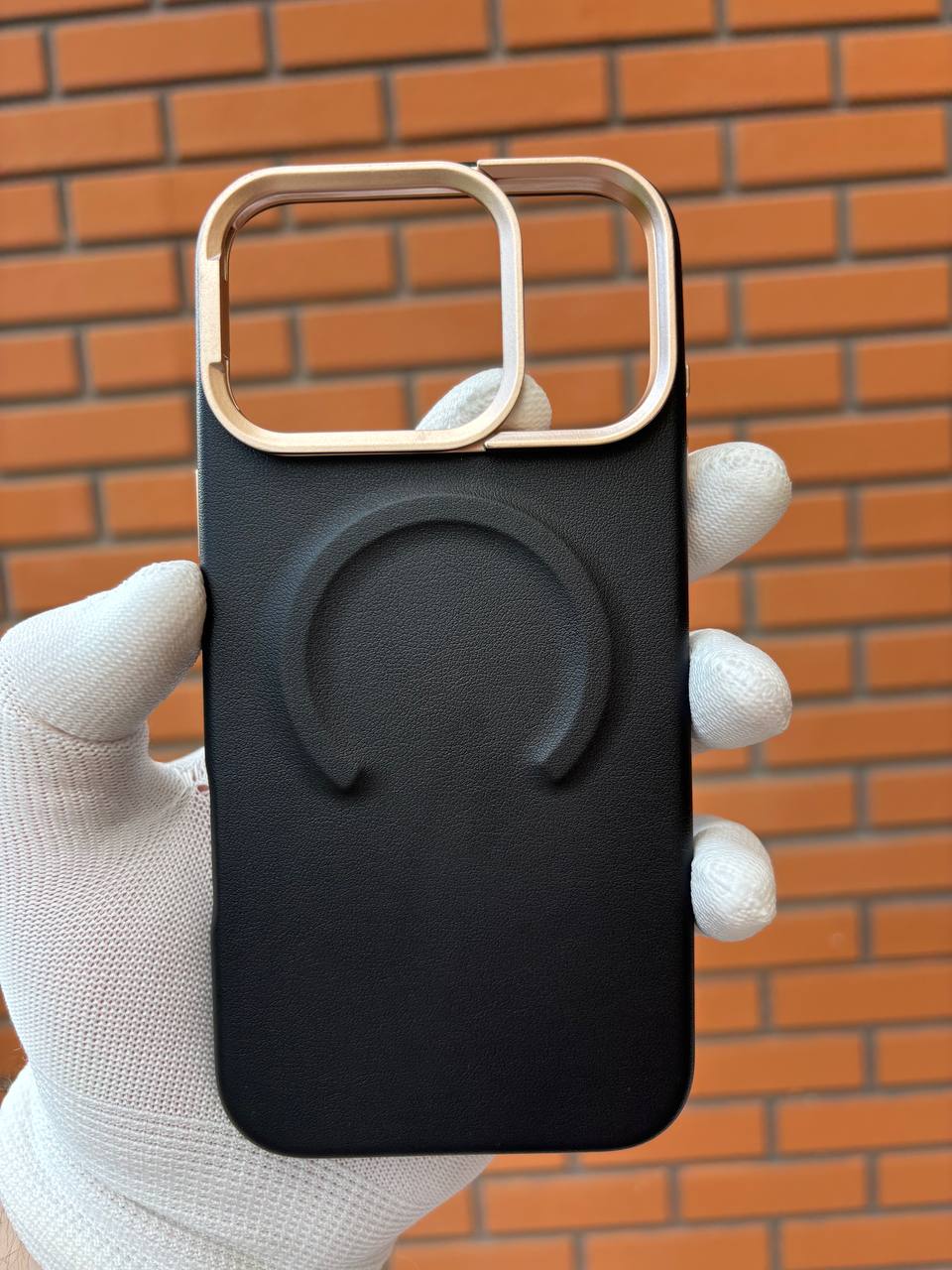 Magnetic Armor Case 17 Pro Max