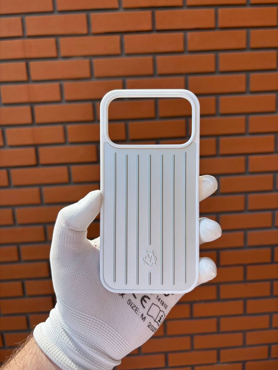Калъф Rimowa iPhone 17 Pro / Pro Max