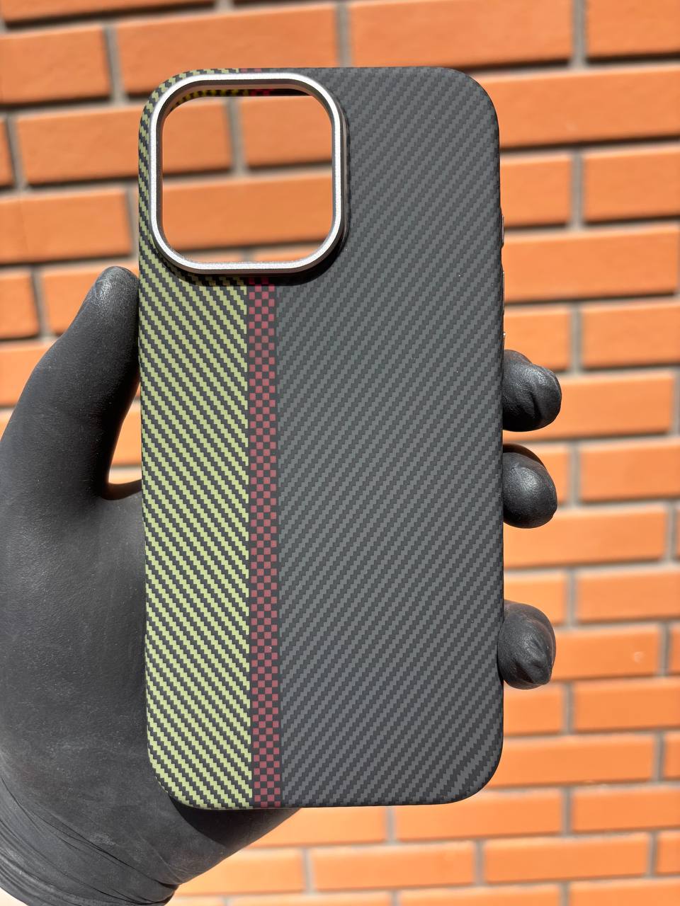 Калъф Carbon Black с Магнитен Пръстен за iPhone