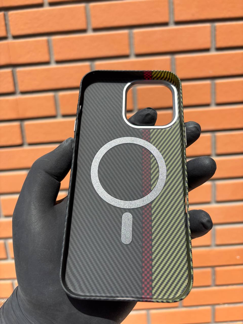 Калъф Carbon Black с Магнитен Пръстен за iPhone